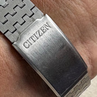Citizen Seven Citizen rannekkeella. - pikkukuva 2