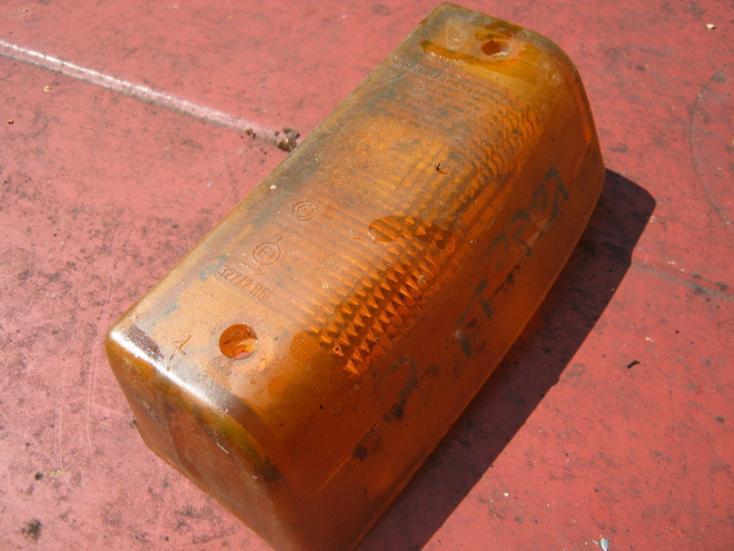 Opel Kadett C vasen vilkun lasi