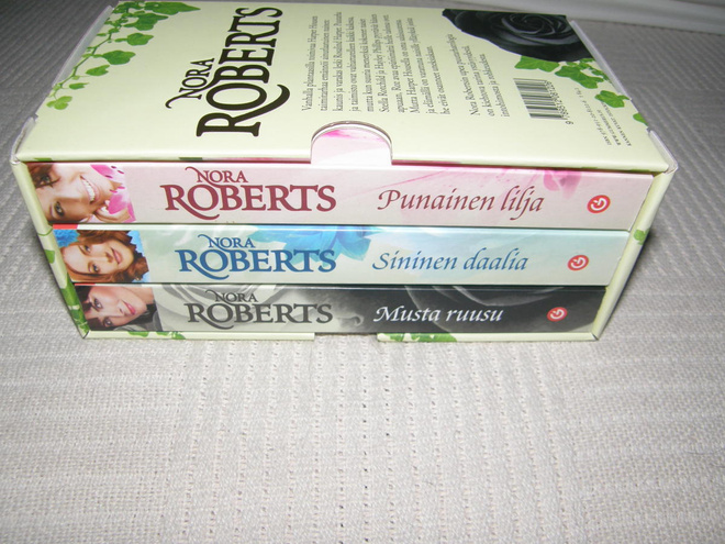 Nora Roberts Puutarhatrilogia  -nid