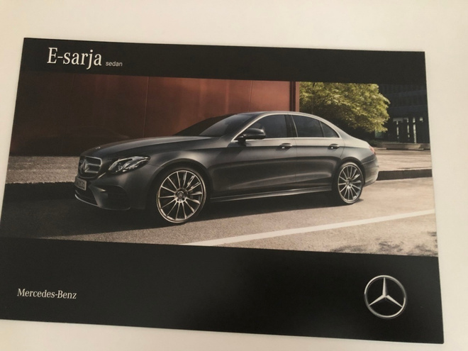 Myyntiesite - Mercedes-Benz E-sarja sedan - 3/2016