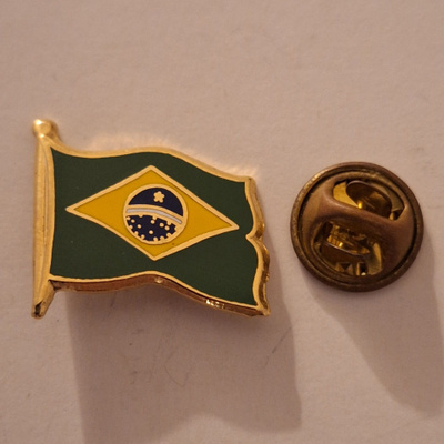 BRASILIAN LIPPU PINSSI