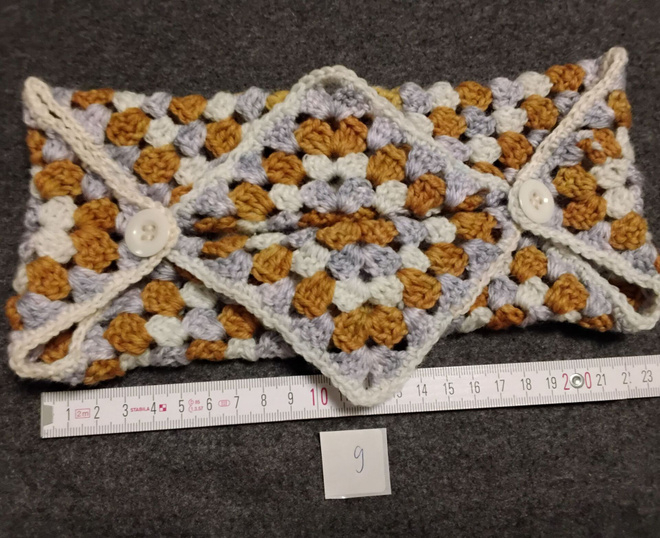 Alina´s Handmade virkattu kosteuspyyhepussin suojus uniikki