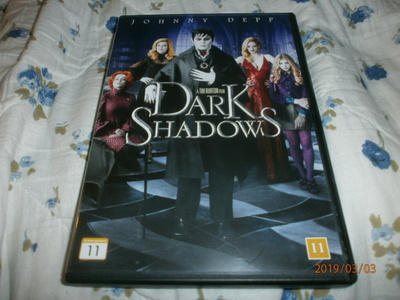 DARK SHADOWS - DVD