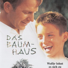 War (1991) Kevin Costner & Elijah Wood - pikkukuva 1