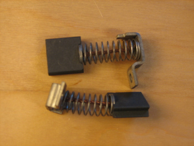 Ducel tasavirtalaturin hiilisarja UX24