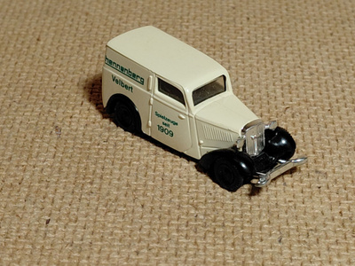 DKW	F7	1937	beige	Hannanberg Velbert	1:87	Brekina