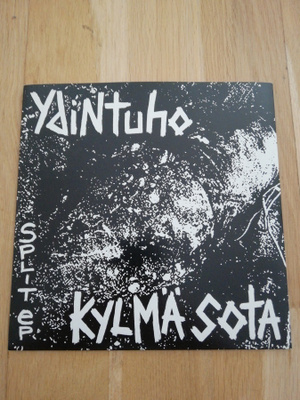 KYLMÄ SOTA / YDINTUHO : Split ep