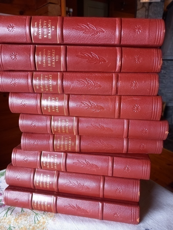 wiliam shakespeare kootut daamat 1-9