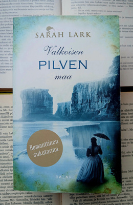 Sarah Lark - Valkoisen pilven maa (pokkari)