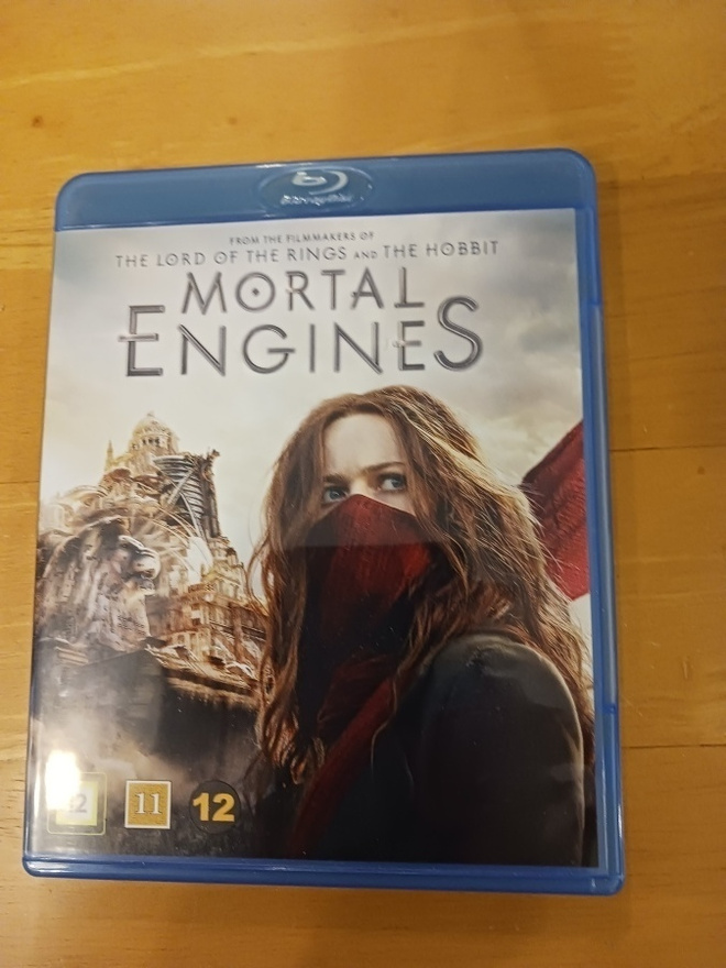 MORTAL ENGINES BLU-RAY