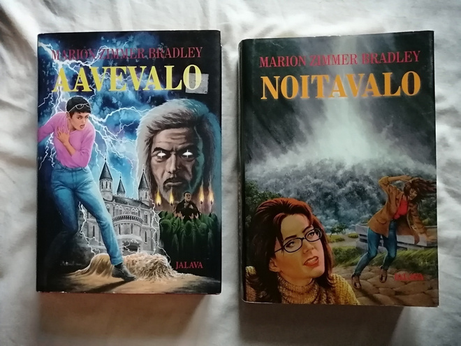 Zimmer Bradley, Marion: Aavevalo & Noitavalo