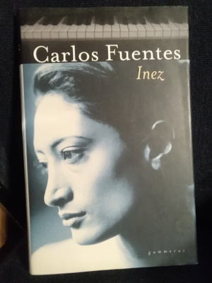 Carlos Fuentes: Inez