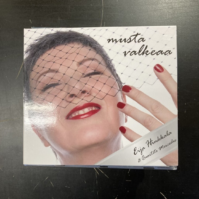 Eija Hinkkala & Quarteto Mercedes - Musta valkeaa CD
