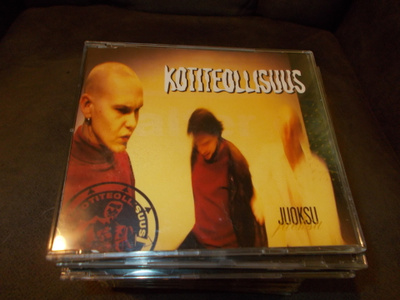 CDM KOTITEOLLISUUS ** JUOKSU **