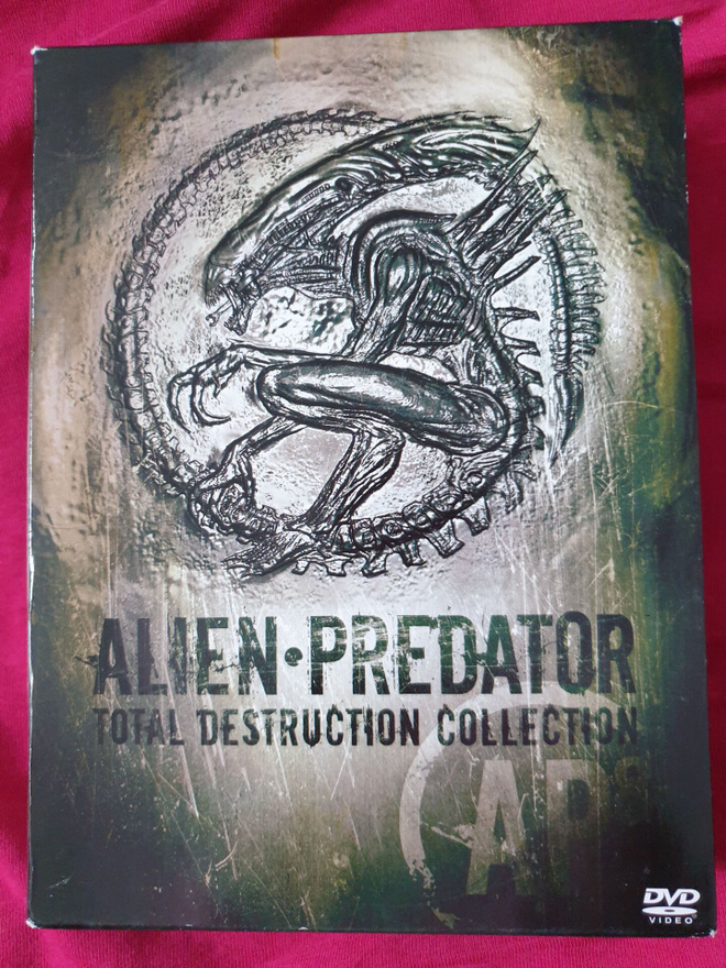 Alien - Predator Total Destruction Collection DVD