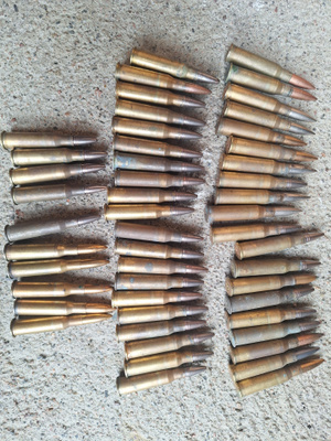 50x 7,62x53R deko-patruunoita