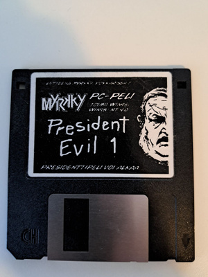 President Evil 1 disketti Myrkky lehdestä