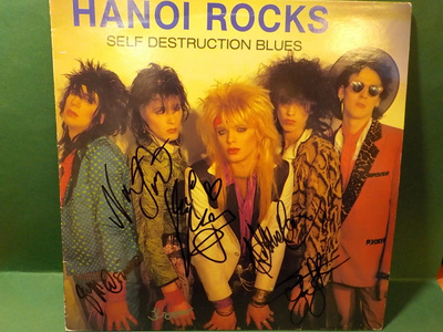 HANOI ROCKS - SELF DESTRUCTION BLUES LP KUUDELLA NIMMARILLA