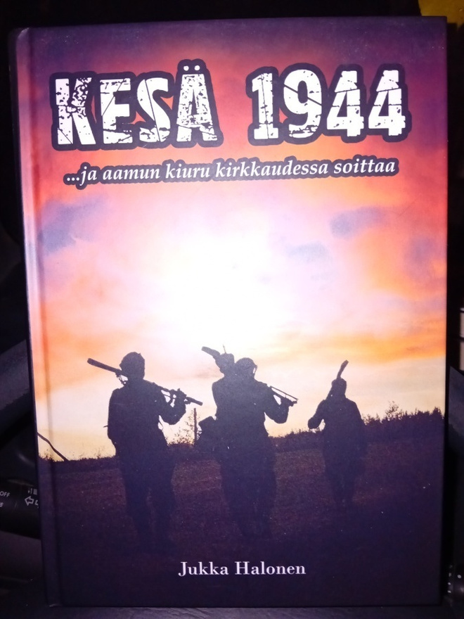 Halonen : KESÄ 1944 ( SIS POSTIKULU  )