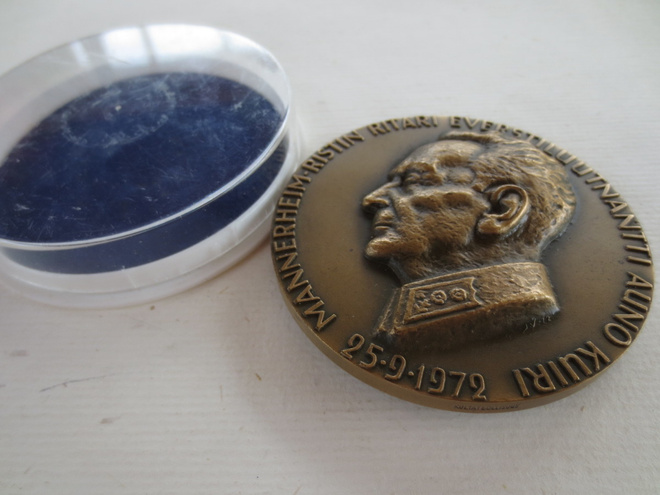 Mitali Mannerheimin Ristin Ritari, Auno Kuiri