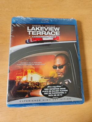 Lakeview Terrace - tarkkailun alla (Blu-ray, uusi)