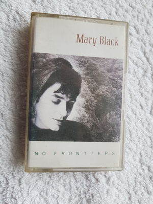 Mary Black – No Frontiers C-KASETTI