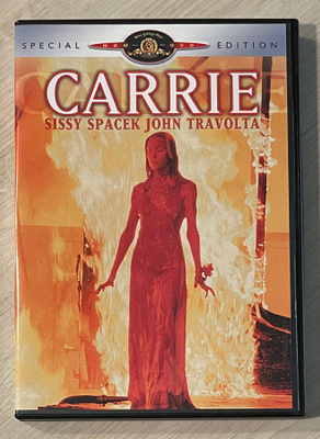 Brian De Palma: CARRIE (1976) Stephen Kingin romaanista