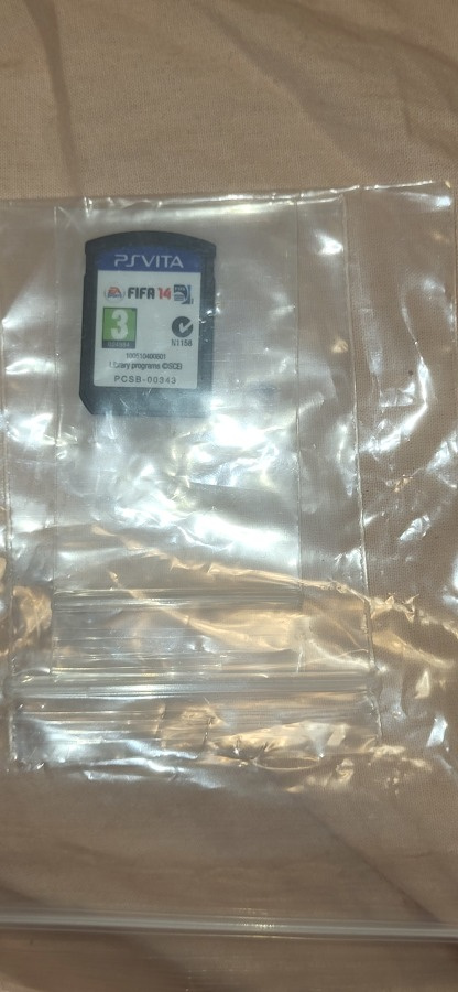 Videopeli PCSB-00343 Fifa 14 L ps vita