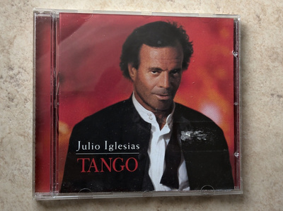 Julio Iglesias: Tango, CD.