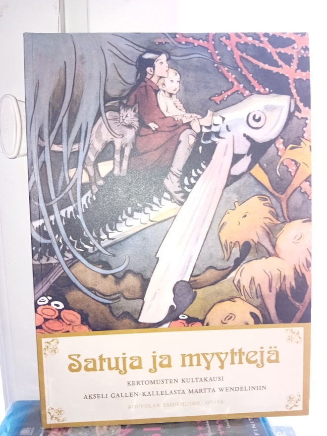Satuja ja myyttejä ( SIS POSTIKULU  )