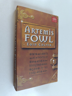 Eoin Colfer : Artemis Fowl