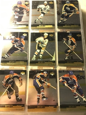 1999-00 Upper Deck GOLD Reserve Gretzky kortteja 2.0e/kpl