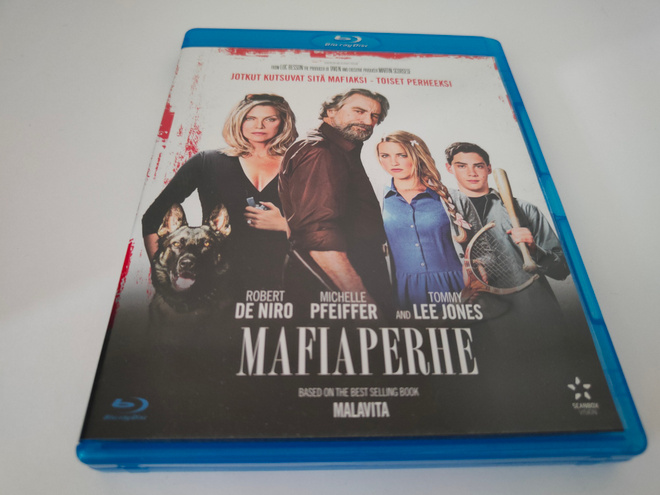 Mafiaperhe (Malavita) (2013) - Bluray - Suomi-julkaisu