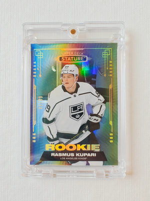Rasmus Kupari - 21-22 UD Stature Rookie Jersey Variation /99