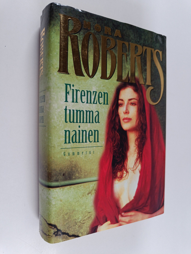 Nora Roberts : Firenzen tumma nainen