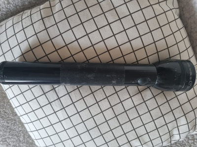 MAG-LITE  taskulamppu