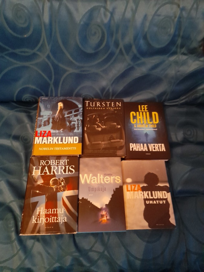 5 ulkolaista dekkaria 1e kpl