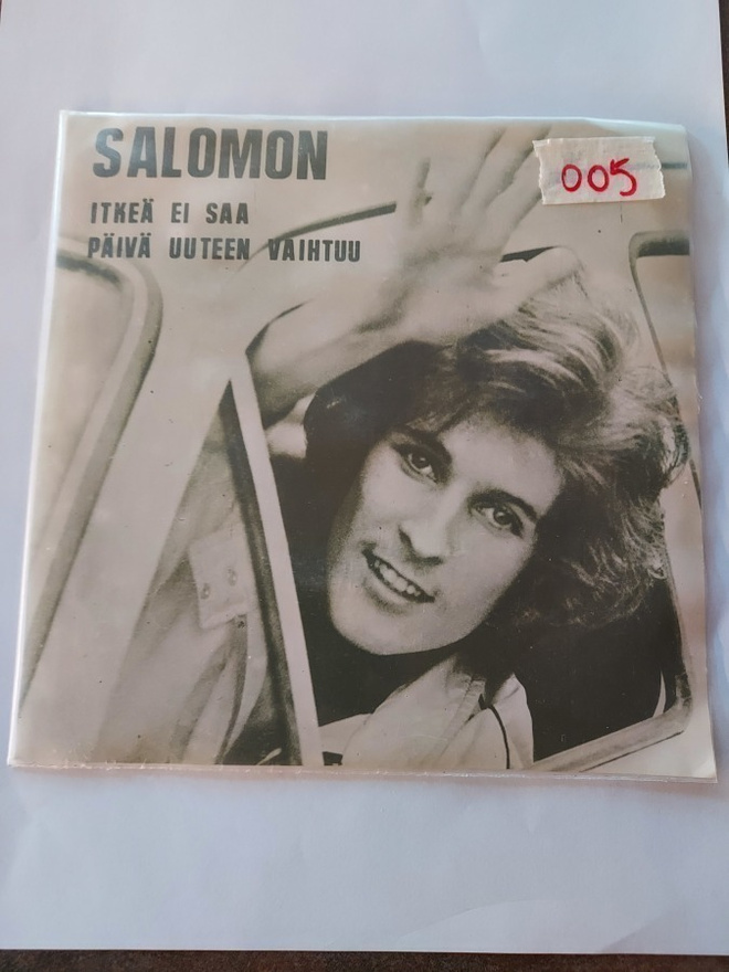 Salomon - Itkeä Ei Saa / Päivä Uuteen Vaihtuu