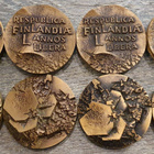 8 kpl Finlandia / Republica Finlandiae -pronssimitalit - pikkukuva 2