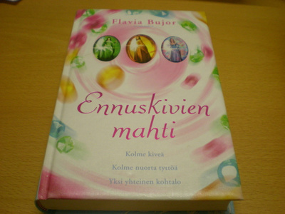 Flavia Bujor: Ennuskivien mahti