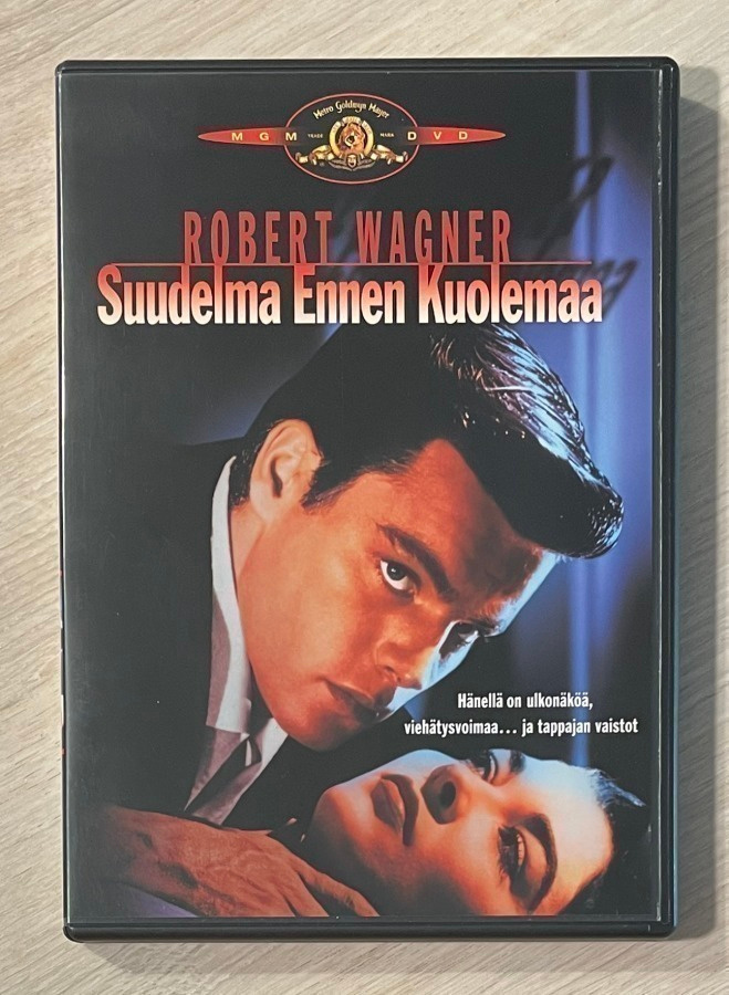 Suudelma ennen kuolemaa (1956) Robert Wagner