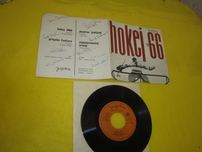 HOKEJ 1966 - Jugoton + LEIJONIEN NIMMAREITA
