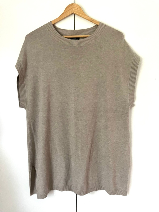 @ KappAhl neuleliivi L-XL  naiselle @