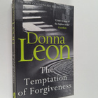 Donna Leon : The Temptation of Forgiveness - pikkukuva 1