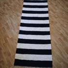 Mustavalko tasaraitamatto 245x76cm - pikkukuva 2