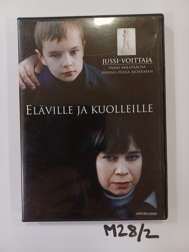 Kari Paljakka: Eläville ja kuolleille
