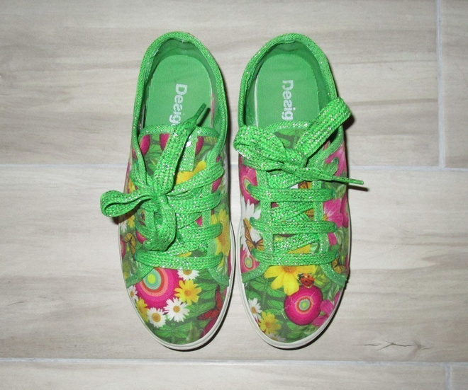 Desigual tennarit, koko 34