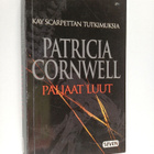 Patricia Cornwell : Paljaat luut - pikkukuva 1