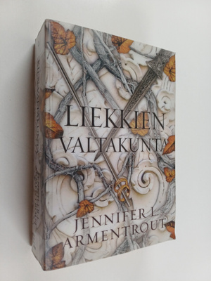 Jennifer L. Armentrout : Liekkien valtakunta