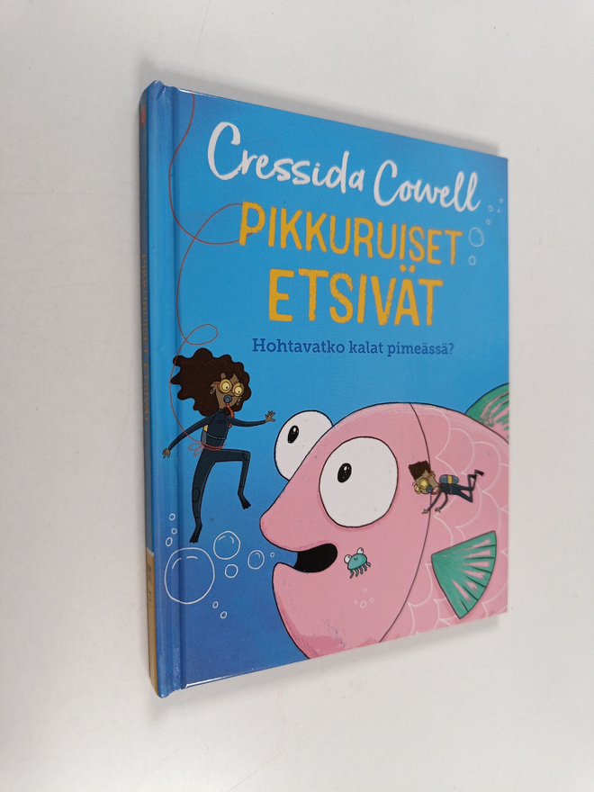 Cressida Cowell : Pikkuruiset etsivät : Hohtavatko kalat ...